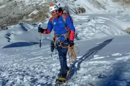 Gua muere tras avalancha en nevado Huascarn.