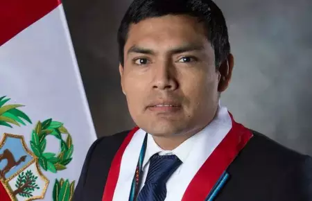 Amrico Gonza es desmentido en vivo por caso frigobar.