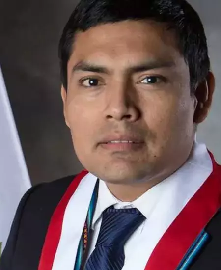 Américo Gonza es desmentido en vivo por caso frigobar.