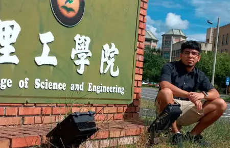 Ingeniero peruano trabaja en estudio en la universidad de Taiwán.