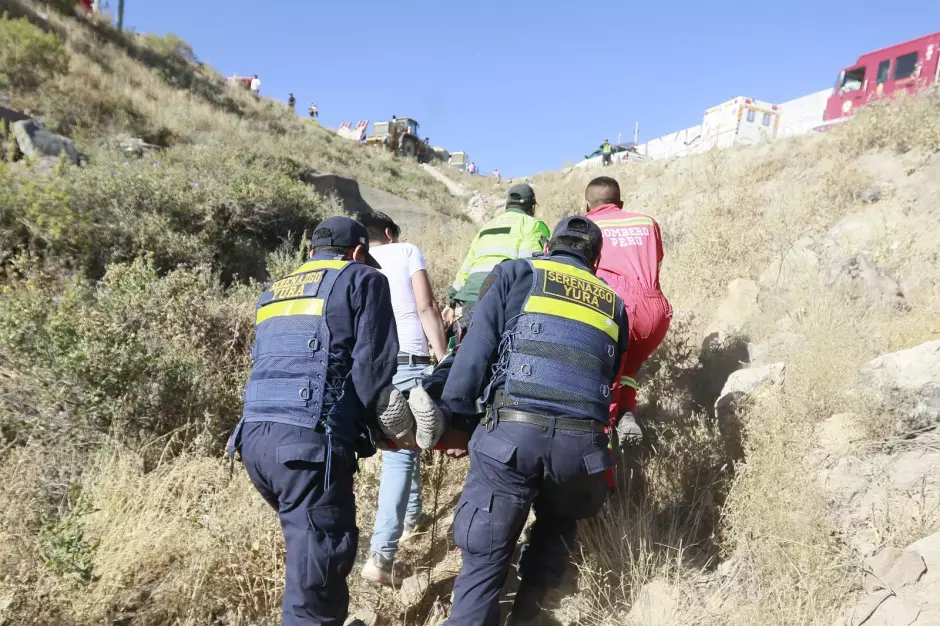 Accidente de trnsito en Arequipa deja 6 muertos y 11 heridos