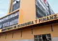 Trabajadores de Contralora realizan plantn por mayor presupuesto: "MEF no puede dejarnos sin recursos"