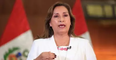 Congreso aprueba que Dina Boluarte ejerza su mandato de forma virtual.