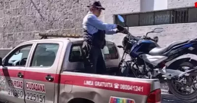 Reportan uso indebido de camionetas de serenazgo en Arequipa.