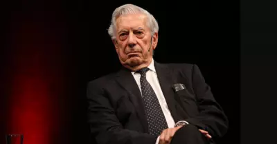 Mario Vargas Llosa anuncia su retiro como escritor.