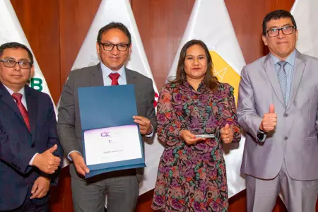 Caja Huancayo líder de Índice de la Experiencia del Cliente