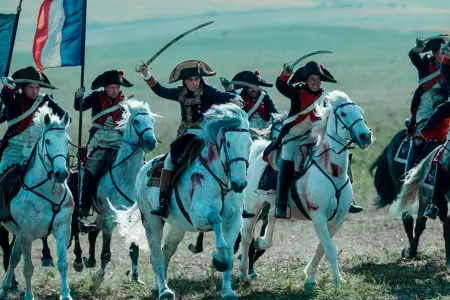 'Napolen': Joaquin Phoenix regresa en emocionante pelcula sobre Bonaparte.