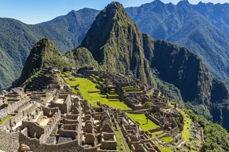 Alcalde de Machu Picchu denuncia pérdida de placa de oro y pergamino.