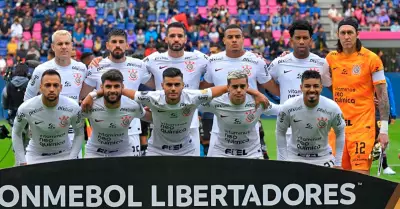 Plantilla de Corinthians.