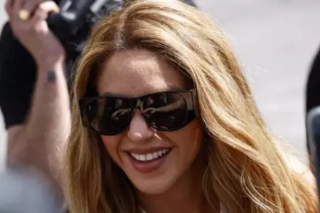 Shakira deslumbr con su look en el Grand Prix.