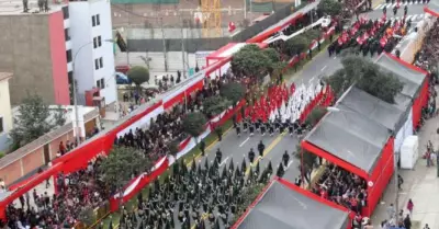 Ministro del Interior confirma regreso de desfile por Fiestas Patrias.