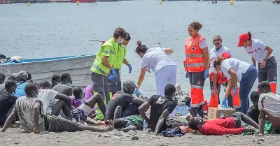 Ms de 40 migrantes de Senegal desembarcan en las islas Canarias