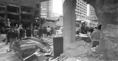 Explosin de 'coche bomba' en calle Tarata dej 25 muertos y 155 heridos.