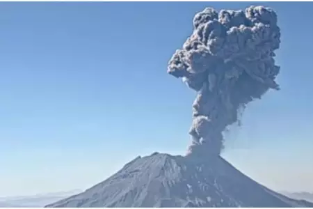Volcán Ubinas registra nuevas explosiones