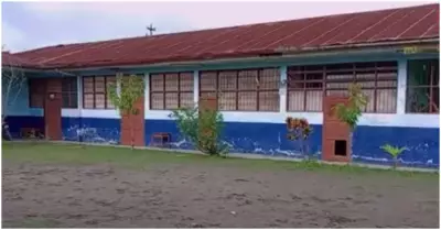 Delincuentes provistos de machetes roban colegio en Iquitos