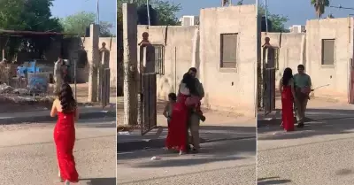 Joven visita a su padre albail en el da de su graduacin.