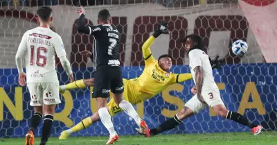 Corinthians elimina a Universitario de Deportes.