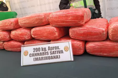 Detienen a dos personas con 200 kilos de marihuana en Laredo