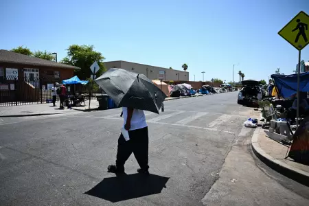 El calor de Arizona amenaza la vida de las personas sin hogar