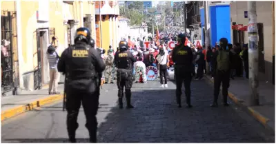 Turismo y comercio afectados tras manifestaciones en Arequipa