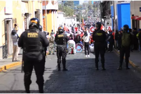 Turismo y comercio afectados tras manifestaciones en Arequipa