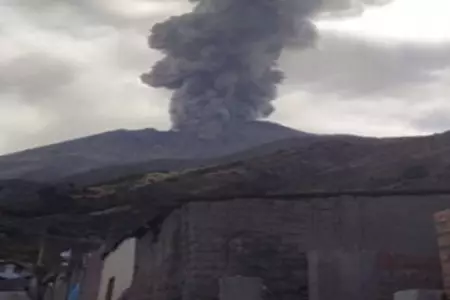 Volcn Ubinas registra 4 nuevas explosiones