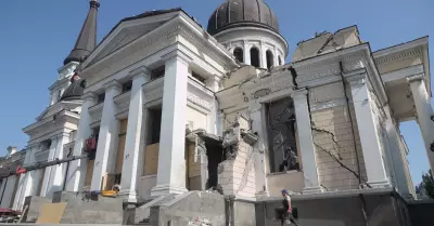 Catedral de Odesa fragilizada por bombardeo ruso