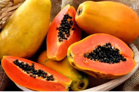 Cinco cosas que no sabías de la papaya.