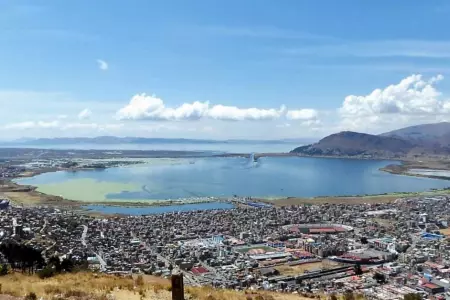 Lago Titicaca alcanzó nivel más bajo desde 1948.