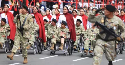 Veteranos reafirman su compromiso con el Per en el Desfile Cvico Militar.