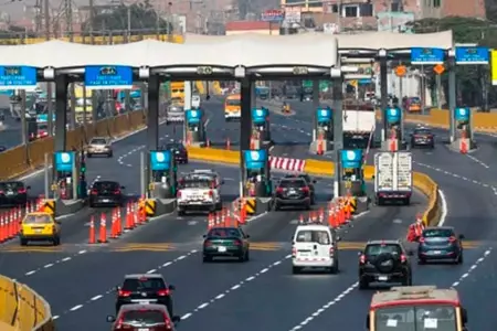 Rutas de Lima sigue cobrando peajes pese a advertencia de Rafael López Aliaga.