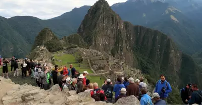 Ministerio de Cultura oficializa ingreso gratuito a Machu Picchu.