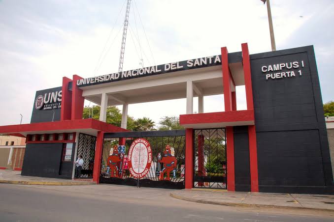 Universidad Nacional de Santa.