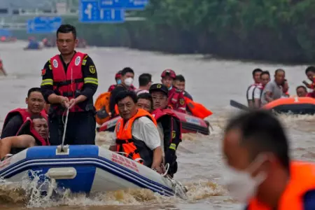 China registra sus lluvias ms fuertes en 140 aos por tifn Doksuri.