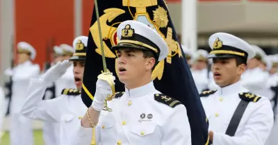 Gobierno designa a Luis Polar como comandante general de la Marina.