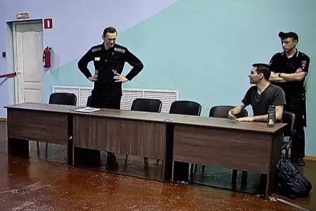 La justicia rusa sentencia al lder opositor Navalni a otros 19 aos de crcel