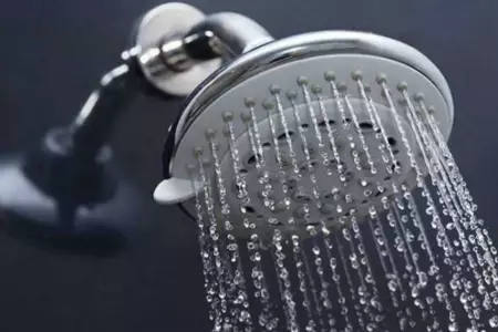 Beneficios de ducharse con agua fra.