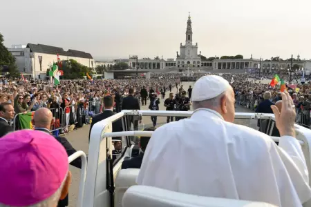 Papa Francisco visit el Santuario de Ftima.