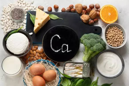 Menopausia y alimentos donde se puede encontrar calcio.