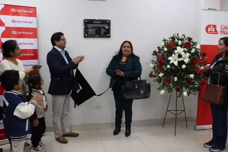 Homenaje a colaboradores de Caja Huancayo