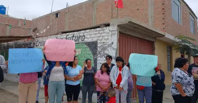 Plaga de moscas afecta a mas de 150 moradores del centro poblado Huambacho El Ar