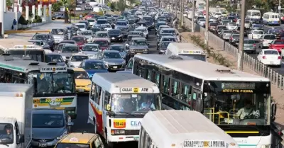 ATU plantear proyecto de ley para formalizar al transporte urbano.