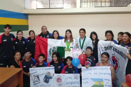 Luciana Julca gana medallas de oro en Sudamericano de Judo.