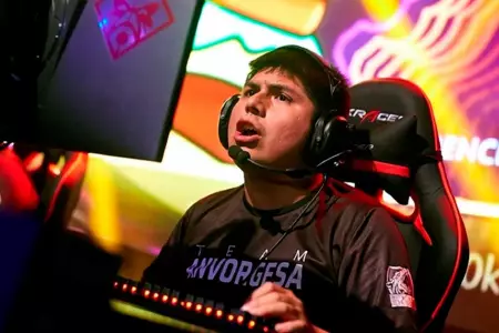 Gamer peruano 'K1' clasific al mundial de Dota 2 en Estados Unidos.