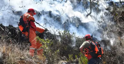 Aumentaron a cinco los fallecidos por incendio forestal en Apurmac.