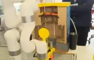 Increble! Universitarios crean robot 'barman' que prepara y sirve tragos en tres minutos