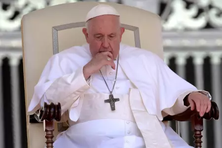 Papa Francisco preocupado por consumo de drogas en jóvenes