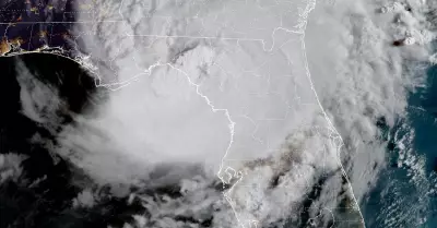 Idalia impacta el noroeste de Florida como un huracn de categora 3 "extremadam