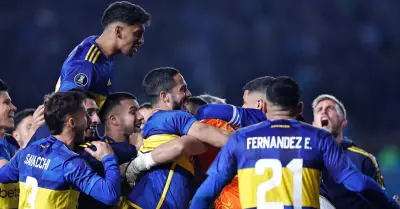 Boca Juniors venci 4-1 a Racing por la Copa Libertadores.