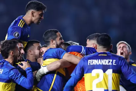 Boca Juniors venci 4-1 a Racing por la Copa Libertadores.